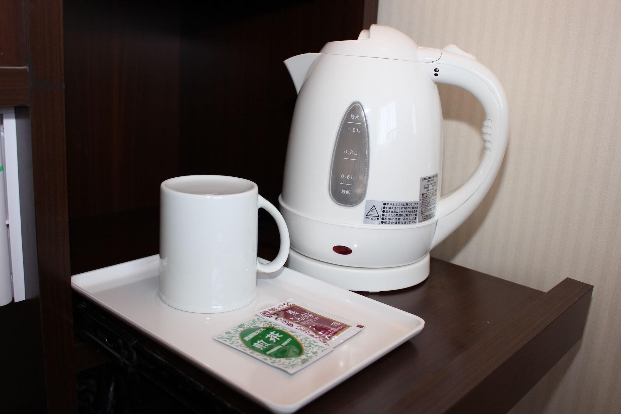 Toyoko Inn Naha Omoromachi Ekimae Екстериор снимка