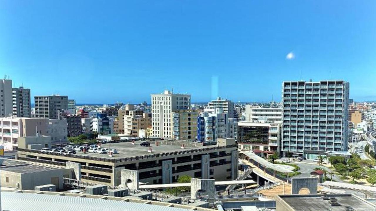 Toyoko Inn Naha Omoromachi Ekimae Екстериор снимка