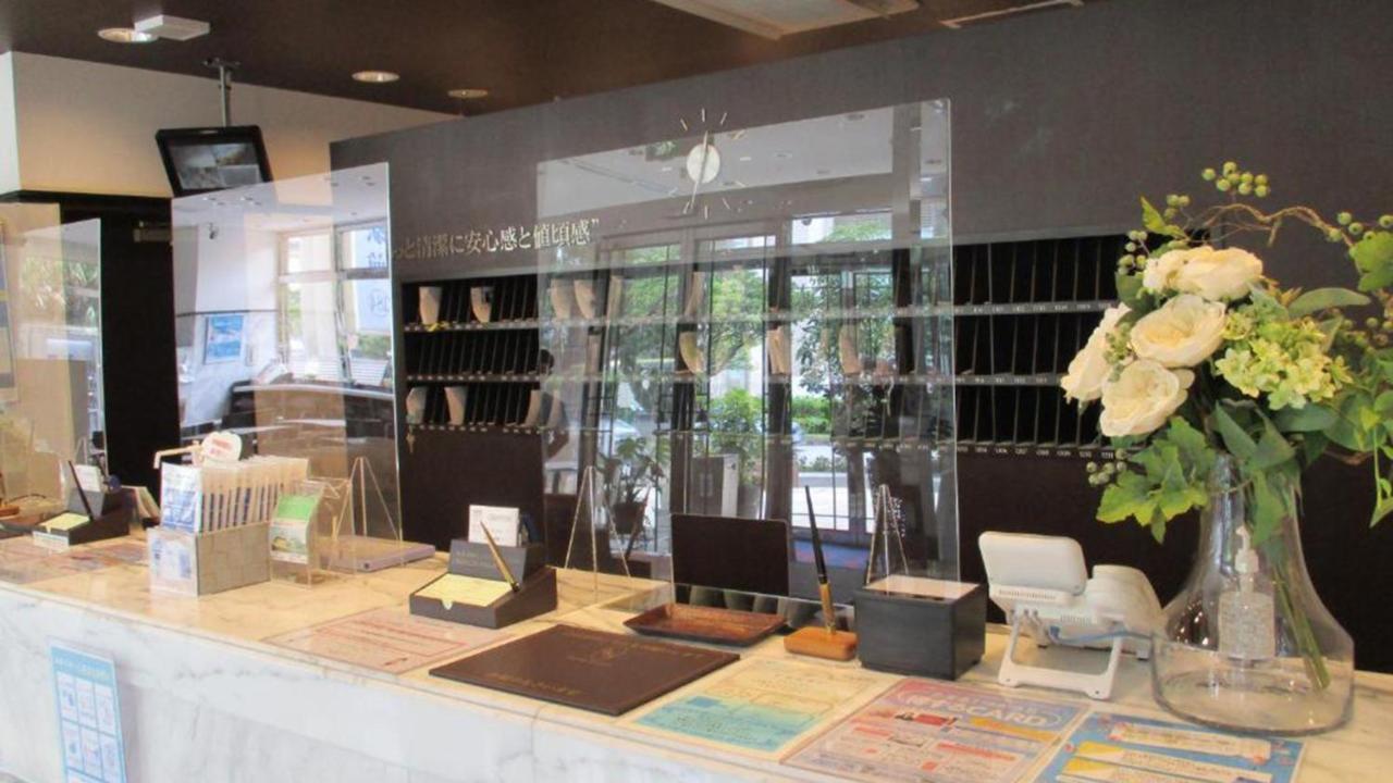 Toyoko Inn Naha Omoromachi Ekimae Екстериор снимка