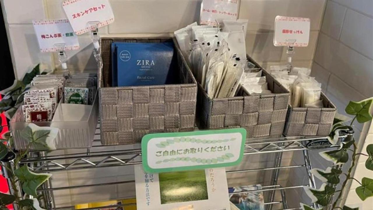 Toyoko Inn Naha Omoromachi Ekimae Екстериор снимка