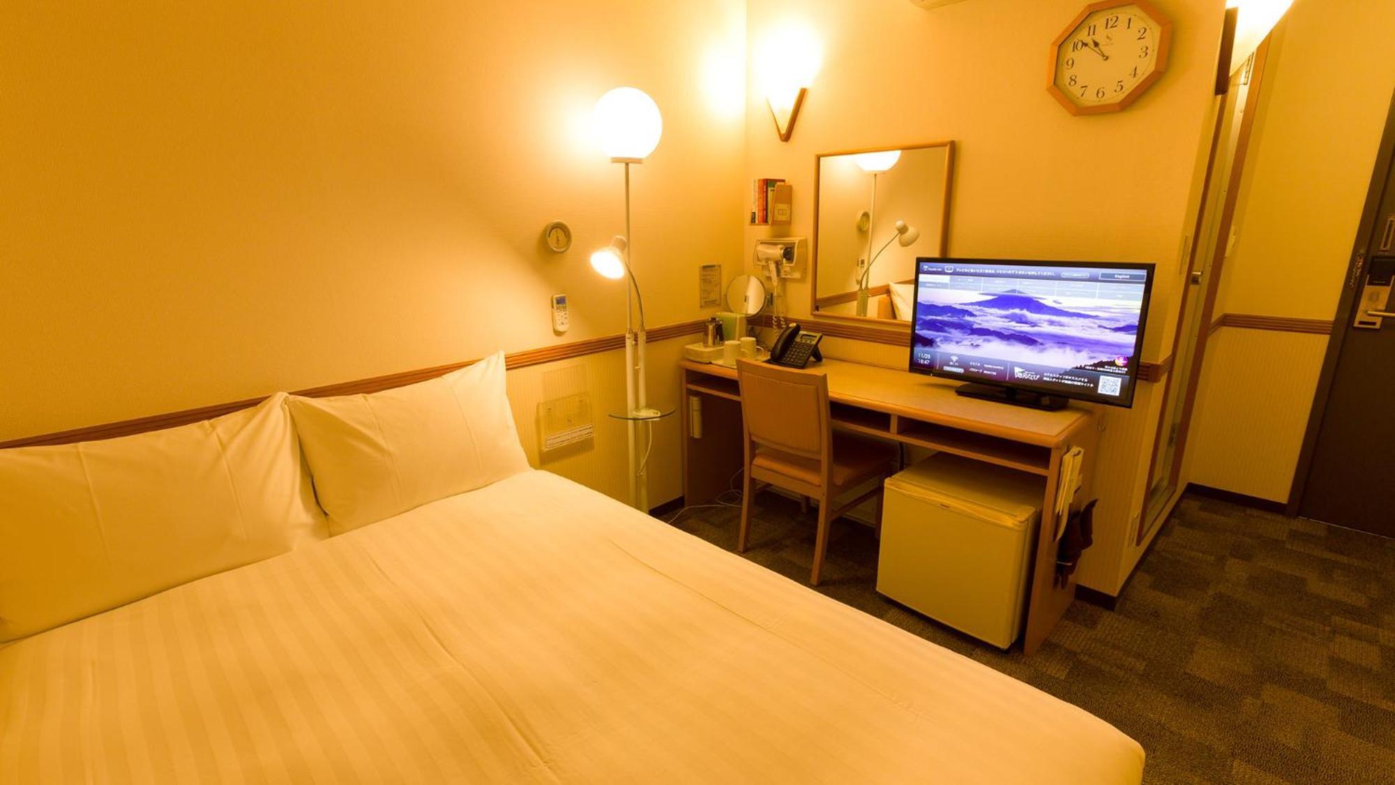 Toyoko Inn Naha Omoromachi Ekimae Стая снимка