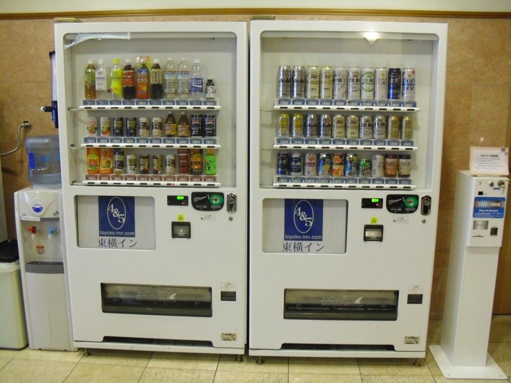 Toyoko Inn Naha Omoromachi Ekimae Екстериор снимка